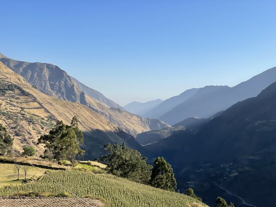 noch einmal ein Fotohalt mit wunderschönem Ausblick in die Berge