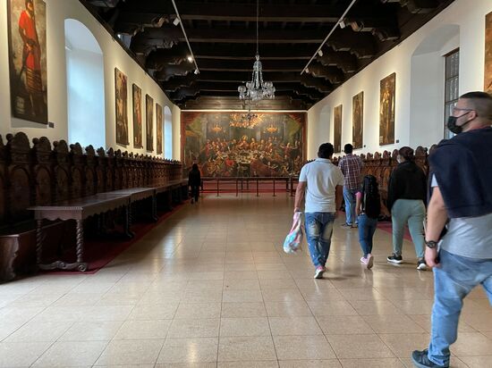 Der Speisesaal mit dem letzten Abendmahl an der Stirnseite