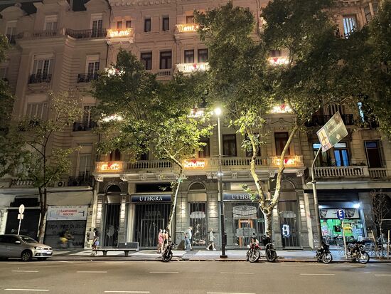 Prachtsfassaden an der Avenida del Mayo