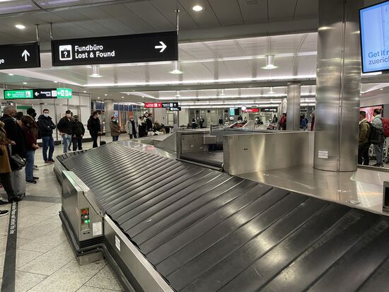 Zürich Flughafen - Gepäckabholung