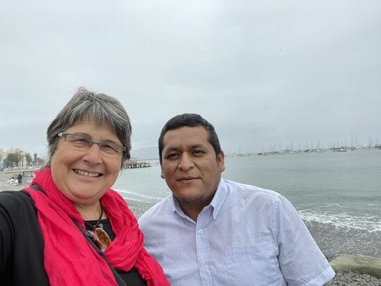 nur kurz die Maske abnehmen, für ein Selfie, doch sonst ist man hier IMMER mit Maske unterwegs.