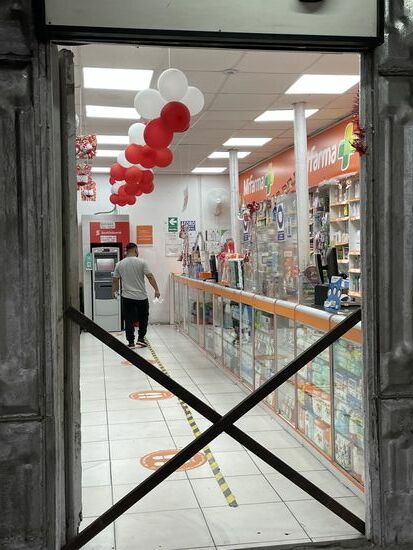 Im unteren Teil des Eisenhauses ist eine Apotheke