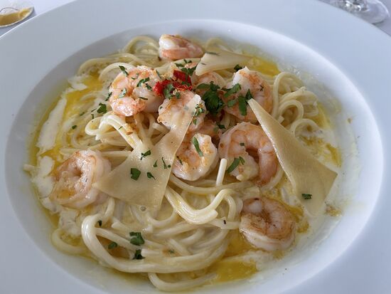 Pasta Alfredo mit Garnelen