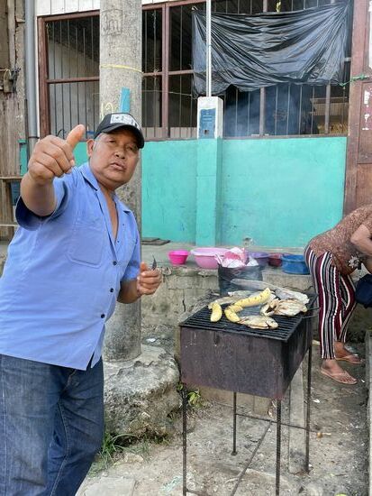 Fisch mit gegrillten Bananen gefällig?
