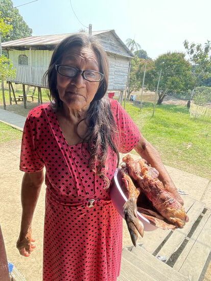 Abuelita Victoria holt sich ihren Anteil