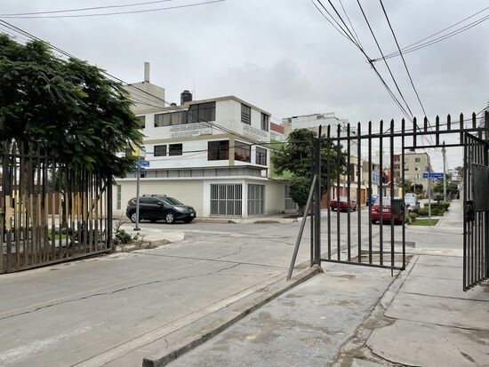 Wohnstrassen, die nachts wahrscheinlich abgeschlossen werden.