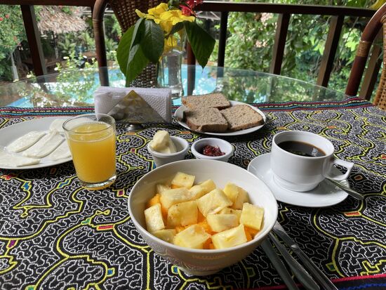 Der tägliche Aufsteller: das Frühstück im Casa Fitzcarraldo
