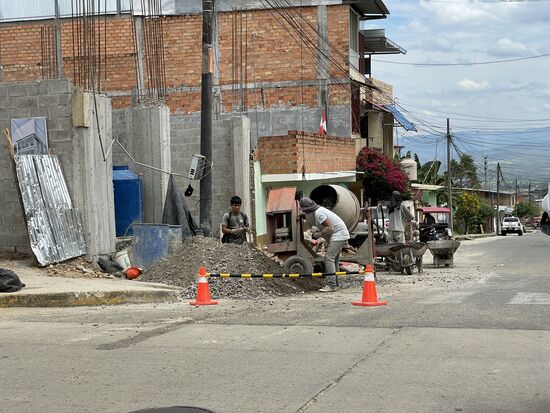 beim Bau ist noch fast alles Handwerk.