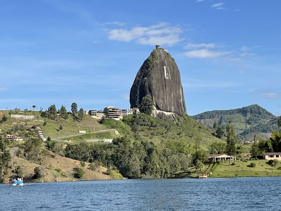 El Penol, vom Wasser her ist er noch eindrücklicher