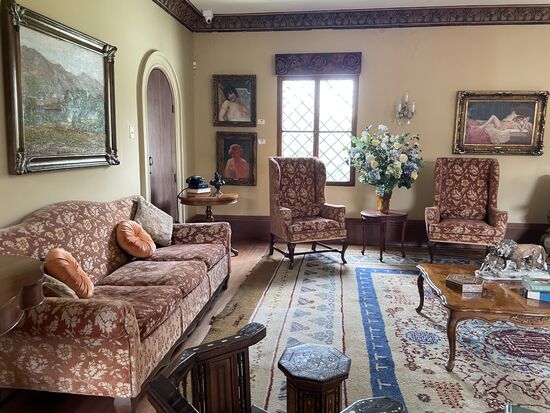 Der Salon der Dame des Hauses