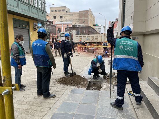 einer arbeitet offensichtlich - und die anderen?