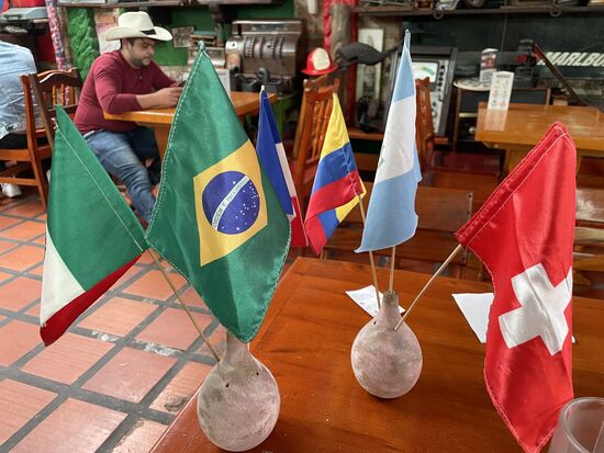 Mexiko - Brasilien - Frankreich - Kolumbien - Guatemala - Schweiz