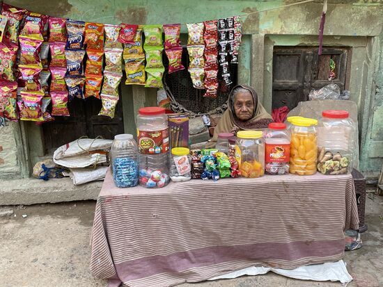 Dem kleinen Laden sind wir in den Gassen begegnet.