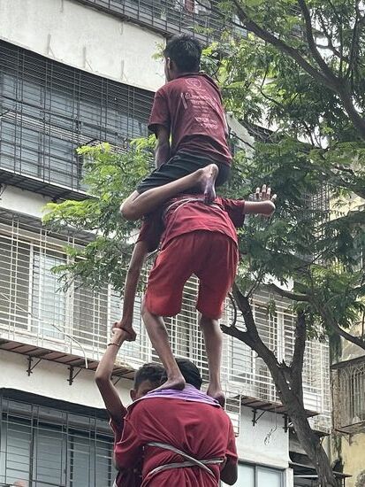 Menschenpyramiden von Mumbai