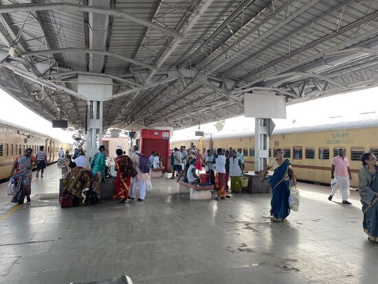 Ankunft im Bahnhof Rameswaram