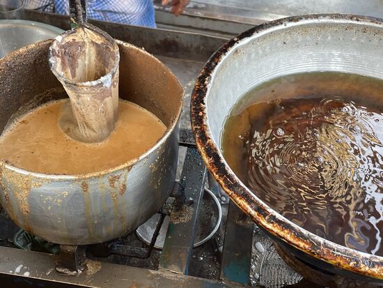 Chai und die eine heisse Zuckermasse