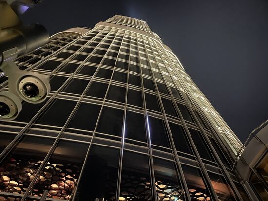 Der Blick vom 125. Stockwerk hinauf zur Spitze ist noch immer sehr eindrücklich