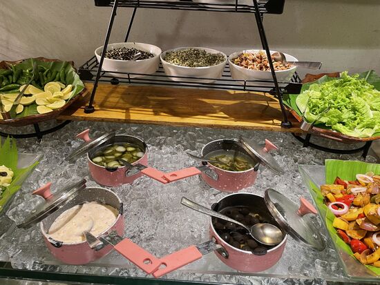 Sprossen und Zutaten