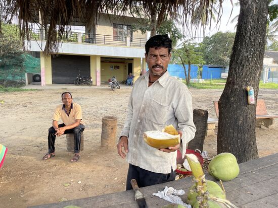 ...genauso wie frische Kokosnüsse