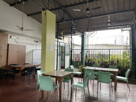 Frühstücksraum im 4. Stock