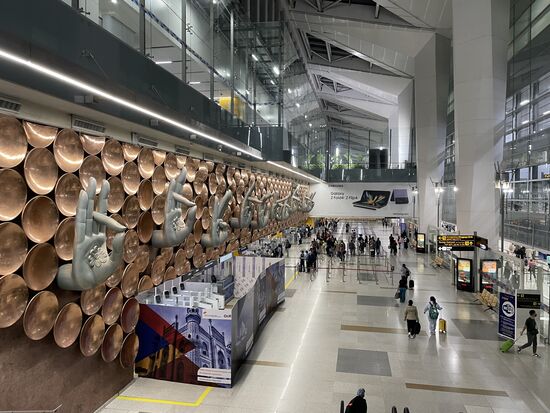 Ankunft Flughafen Delhi