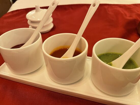 Minzsosse, Tomatensosse und Preiselbeersosse