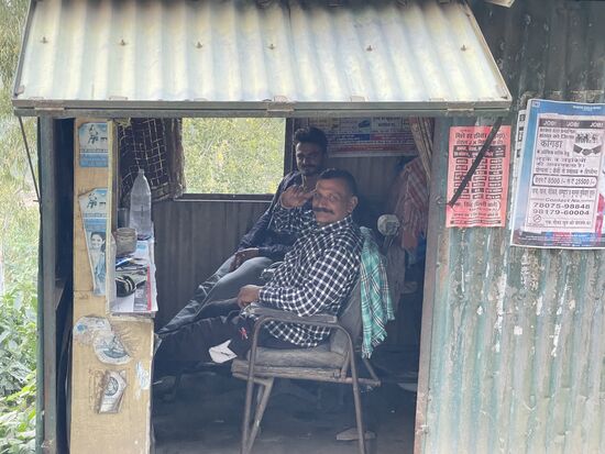 Begegnung am Strassenrand.