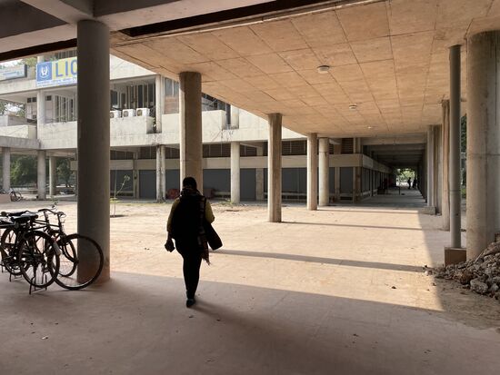 Fussgängerpassagen zwischen den einzelnen Gebäuden