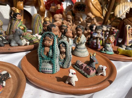Kleine Krippenfiguen findet man überall.