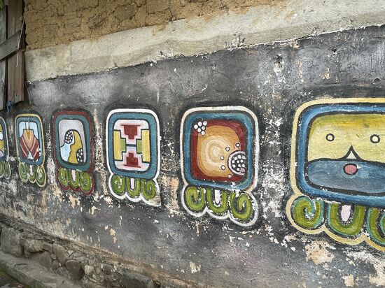 modernisierte Mayarunen