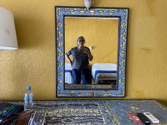 angekommen - die Möbel in den Zimmern scheinen noch original zu sein.