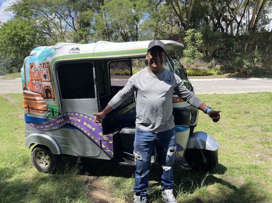 Tomas, mein Tuctuc-Driver von Antigua