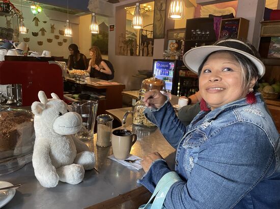 Clara ist schon sehr erwartungsvoll und setzte alle Hoffnung auf Rebeca