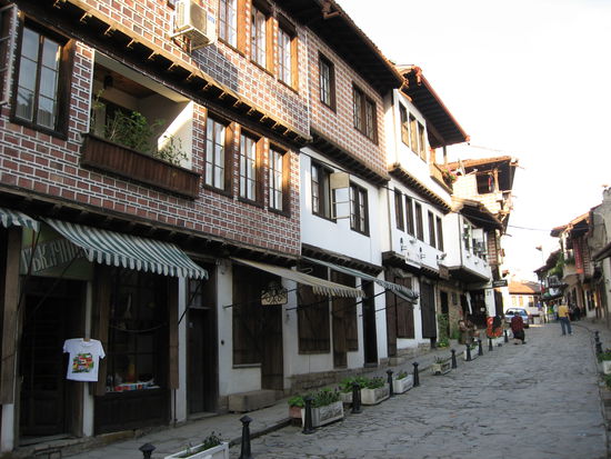 Strasse in Veliko