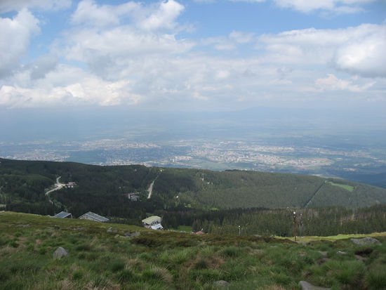 Ein Blick hinab ins Tal, aber leider nicht von der Spitze