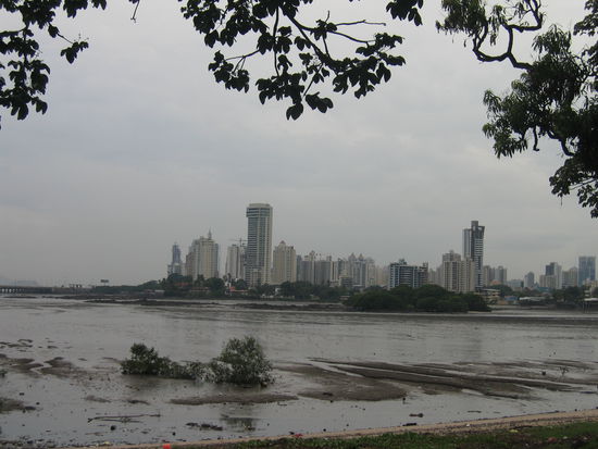 Skyline von Panama City - Das Wetter war halt nicht so berauschend!