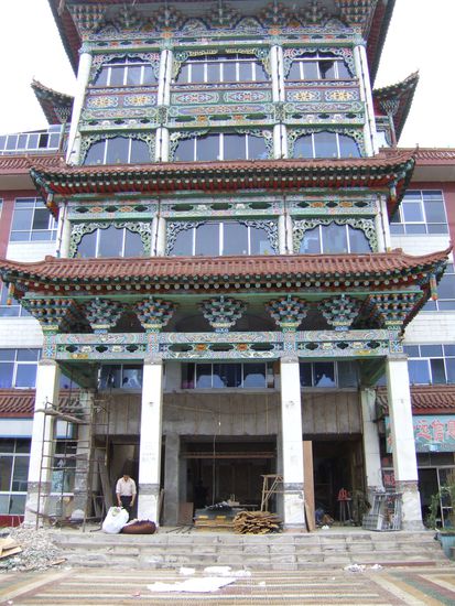 Hotel under construction...schaut noch ganz passabel aus