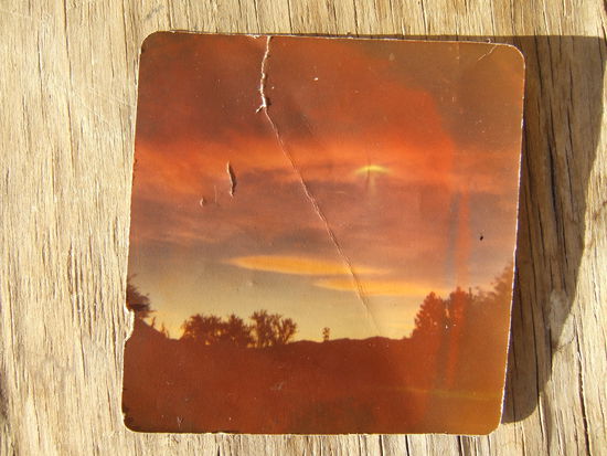 ....der Lichtkegel am Himmel ist schon etwas seltsam !!??