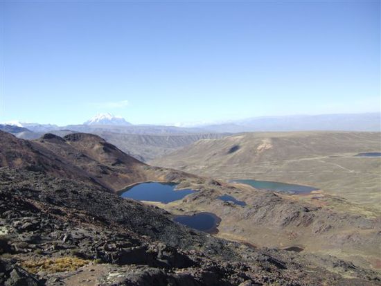 Im Hintergrund der Illimani mit 6439m, Hausberg von La Paz