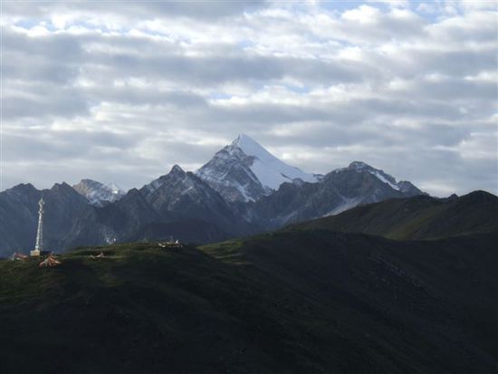 Hoechster Gipfel des Minshan-Gebirges mit 5588m