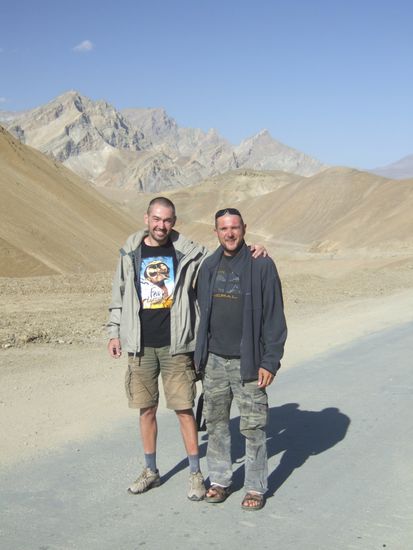 Vladimir mit seinem Zwillingsbruder Demian, eindeutig nicht eineiig