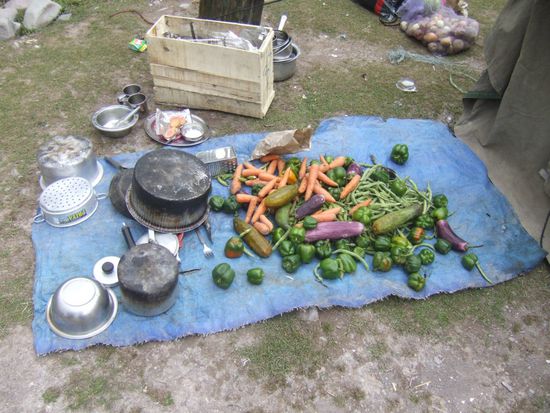 Dawa, unser Guide, muss am vierten Tag sogar nach Leh zurueck, um Lebensmittel einzukaufen, damit unsere Vorraete nicht ausgehen