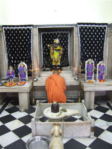 Dieser Tempel ist Lord Krishna - an der Floete zu erkennen - gewidmet