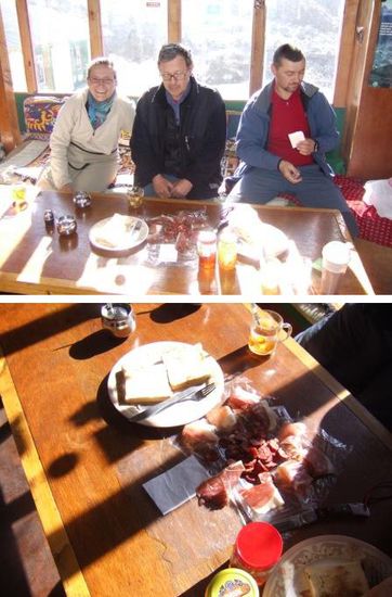 Knoblauchwurst und Prosciutto! Ich bekomm jetzt beim Schreiben schon wieder Hunger!!