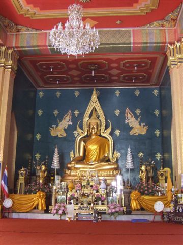 Thailands Beitrag zu Bodhgaya ist einer der Prunkvollsten und Schoensten