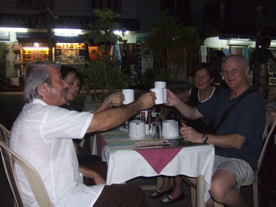 Bier aus der Teekanne....anders wird das Gebraeu einem nicht serviert!