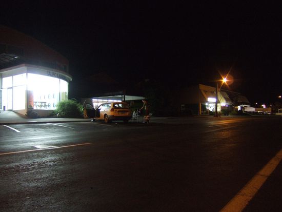 ...wir gewoehnen uns langsam dran, wirklich ueberall zu kochen, wenn mal grad nichts anderes zu finden ist!