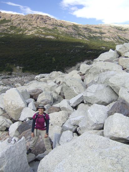 Der Weg ist beschwerlich ueber all die Brocken