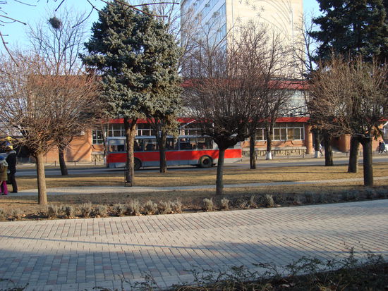Trolleybus in der Krasnaya Strasse