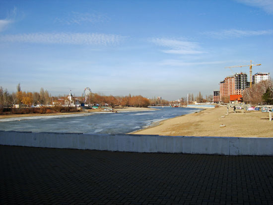 Blick auf die Bucht des Flusses Kuban